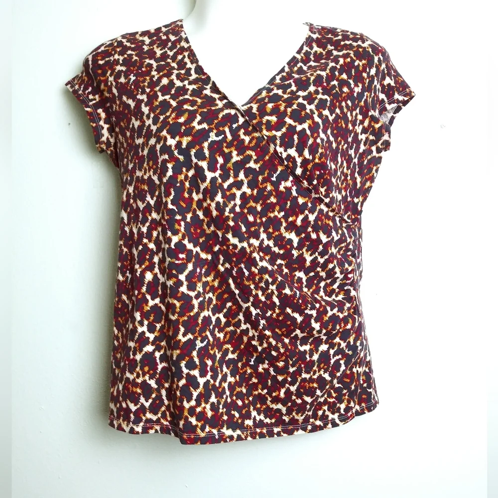 Top Size XL Leopard Print V- Neck